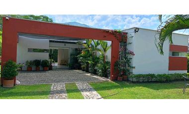 CASA EN SAN JERONIMO UN SOLO NIVEL