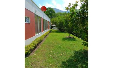 CASA EN SAN JERONIMO UN SOLO NIVEL