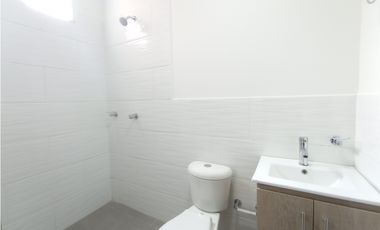 Oficina en Calasanz - Venta y/o arriendo