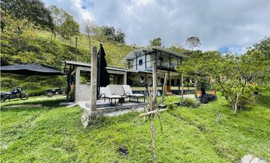 Se vende finca con agua en San Roque, Antioquia