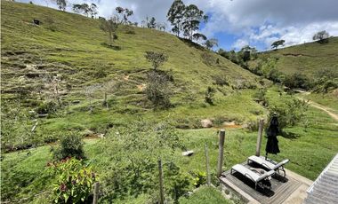 Se vende finca con agua en San Roque, Antioquia