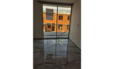 SE ARRIENDA CASA UNIFAMILIAR EN ARBOLEDAS DEL DARIEN – TULUA