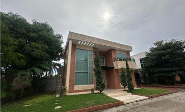 Venta casa en Villa Campestre conjunto cerrado lujo