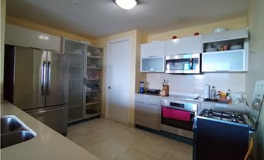 ALQUILER DE APARATAMENTO EN PH CASA BONITA