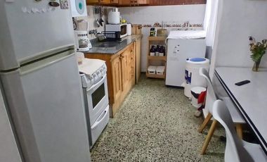 Departamento en venta de 2 dormitorios en Lomas de Zamora