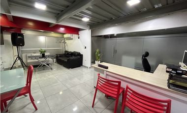 SE ALQUILA OFICINA AMOBLADA EN EL LIMONAR SERVICIOS INCLUIDOS SIN AIRE