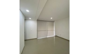 SE VENDE CASA  CAMPESTRE EN EL CASTILLO DE DOS NIVELES EN CONDOMINIO