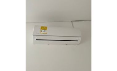 SE VENDE CASA  CAMPESTRE EN EL CASTILLO DE DOS NIVELES EN CONDOMINIO