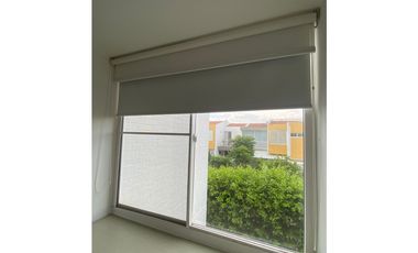 SE VENDE CASA  CAMPESTRE EN EL CASTILLO DE DOS NIVELES EN CONDOMINIO