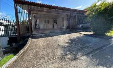 VENTA DE CASA EN VILLA ZAITA