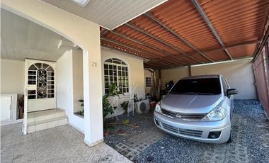 VENTA DE CASA EN VILLA ZAITA