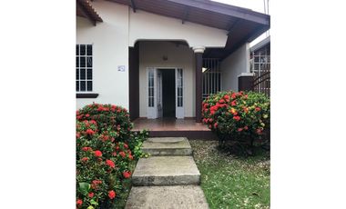 VENTA DE CASA EN VILLA ZAITA