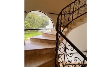 ¡¡SE VENDE !! LUJOSA CASA LLANO DE CURUNDU ,ALBROOK