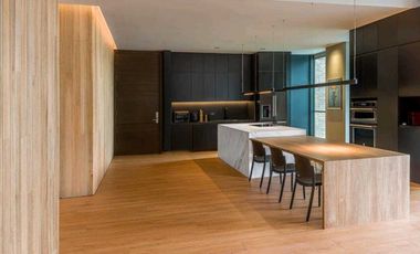 Amplio Apartamento en venta,Poblado