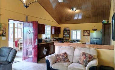 Vendo hermosa finca de 12 ha con 2 casas en Caldera, Boquete