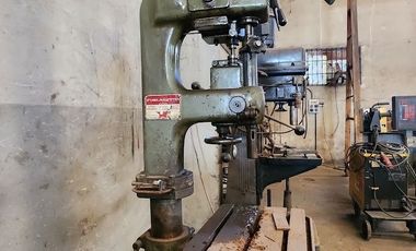 Industria Metalúrgica en venta de 4400m2 ubicada en Malvinas Argentinas