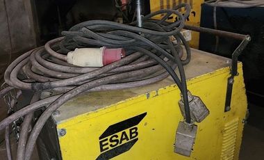 Industria Metalúrgica en venta de 4400m2 ubicada en Malvinas Argentinas