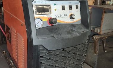 Industria Metalúrgica en venta de 4400m2 ubicada en Malvinas Argentinas