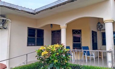 Vendo o alquilo espectacular apartamento en David. Céntrico y seguro