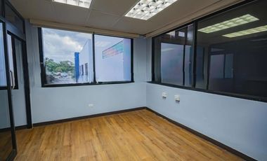 Se Alquila OfiBodega en Costa Del Este