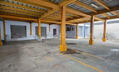 Se Vende OfiBodega en Costa Del Este