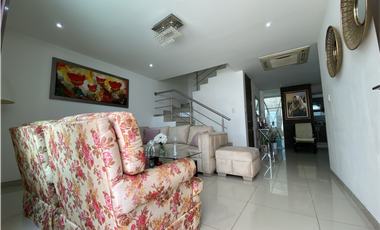 CASA EN VENTA  SANTA MARTA