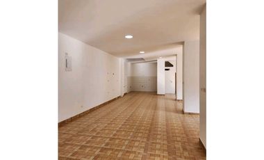 Local comercial esquinero en arriendo calasanz santa lucia