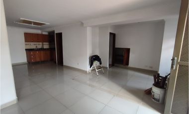 CASA LOCAL COMERCIAL SECTOR ESTADIO CERCA ÉXITO COLOMBIA