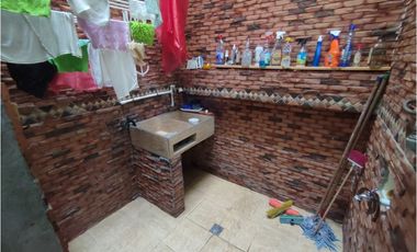 CASA LOCAL COMERCIAL SECTOR ESTADIO CERCA ÉXITO COLOMBIA