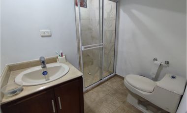 CASA LOCAL COMERCIAL SECTOR ESTADIO CERCA ÉXITO COLOMBIA