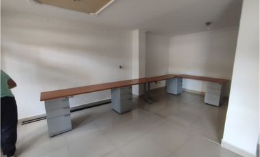 CASA LOCAL COMERCIAL SECTOR ESTADIO CERCA ÉXITO COLOMBIA