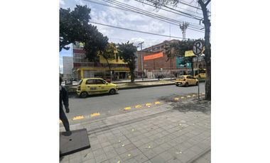 ARRIENDO LOCAL EN KENNEDY CENTRAL