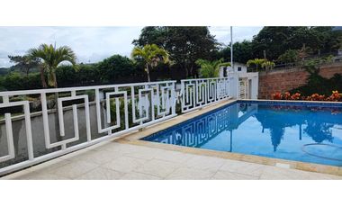 VENTA CASA CAMPESTRE LAGO CALIMA