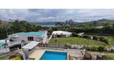 VENTA CASA CAMPESTRE LAGO CALIMA