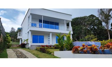 VENTA CASA CAMPESTRE LAGO CALIMA