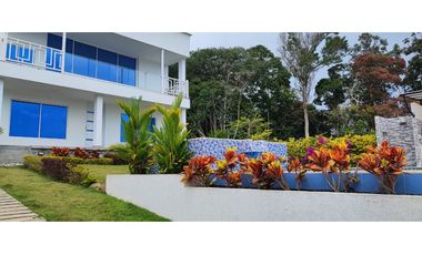 VENTA CASA CAMPESTRE LAGO CALIMA