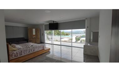 VENTA CASA CAMPESTRE LAGO CALIMA