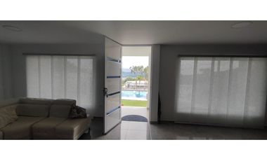 VENTA CASA CAMPESTRE LAGO CALIMA