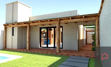 VENDE casa quinta a terminar 10x40 Barrio San Andres