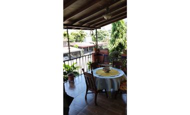 Se vende casa en Los ngeles Betania