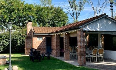 Casa en venta de 3 dormitorios c/ cochera en El Rodal