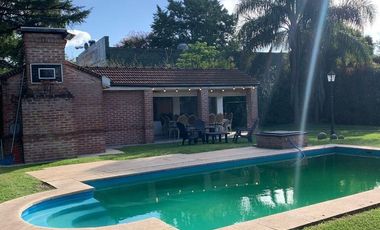 Casa en venta de 3 dormitorios c/ cochera en El Rodal