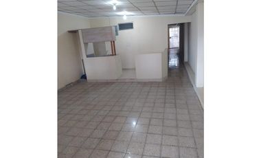 Se vende casa en Urbanización Santa María, Betania.
