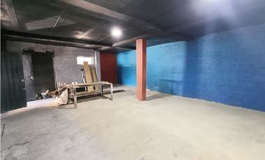 LOCAL ROBLEDO CERCA UNIVERSIDAD SANTO TOMS