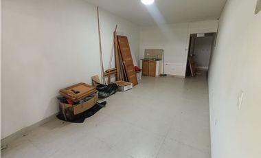 LOCAL CALASANZ CERCA COLEGIO FERRINI