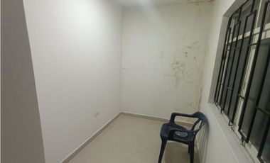 LOCAL CALASANZ CERCA COLEGIO FERRINI