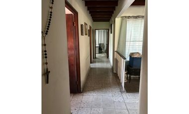 Se vende casa en Los ngeles, Betania