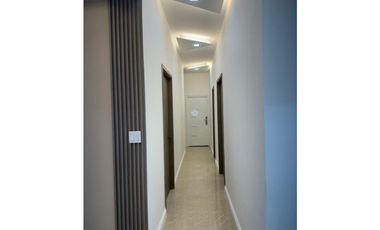 ALQUILER DE CASA RECIÉN REMODELADA EN ALTOS DE PANAM