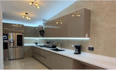 ALQUILER DE CASA RECIÉN REMODELADA EN ALTOS DE PANAM