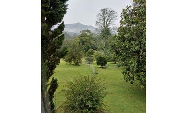 FINCA EL RETIRO, ANTIOQUIA CERCA VEREDA LOS SALADOS